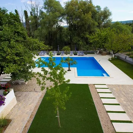 Luxury Magic Kosor