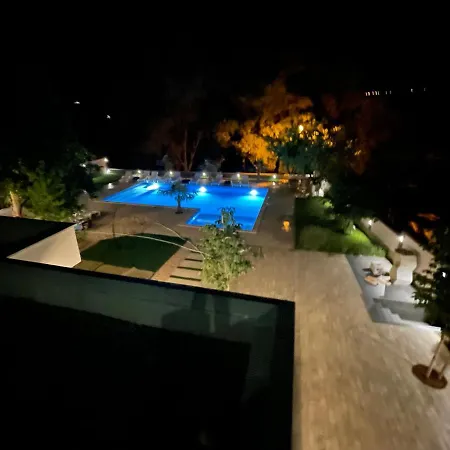 Luxury Magic